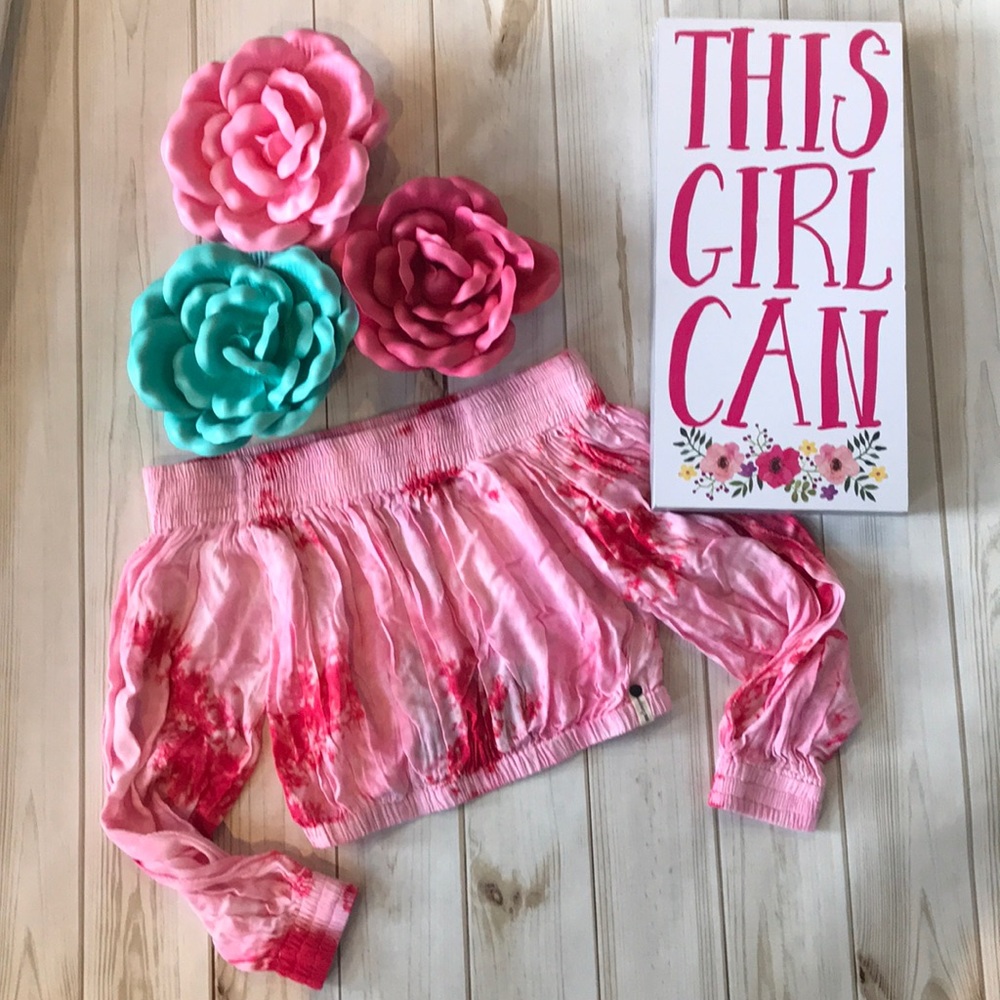 One Teaspoon Pink Cutout Sleeve Crop Top